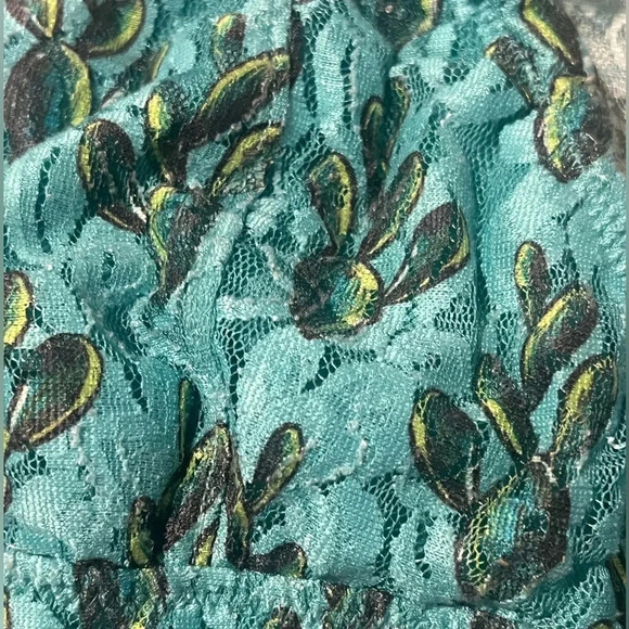 Floral Lace Bralette - Teal and Green - Picture 3 of 3